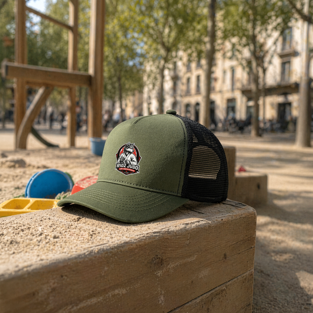 Image of Casquette Trucker — Les Louveteaux - olive/noir